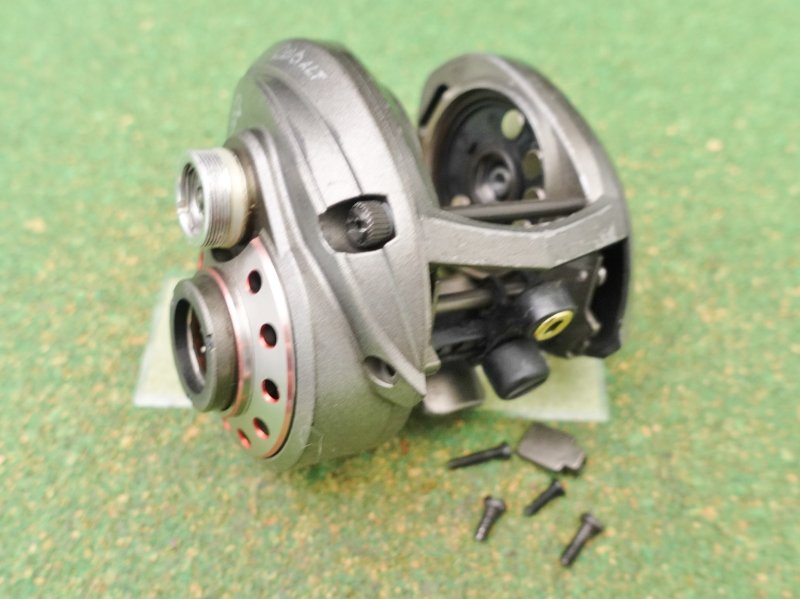 Photo1: Revo ALT 7.1R Body Part [4690] (1)