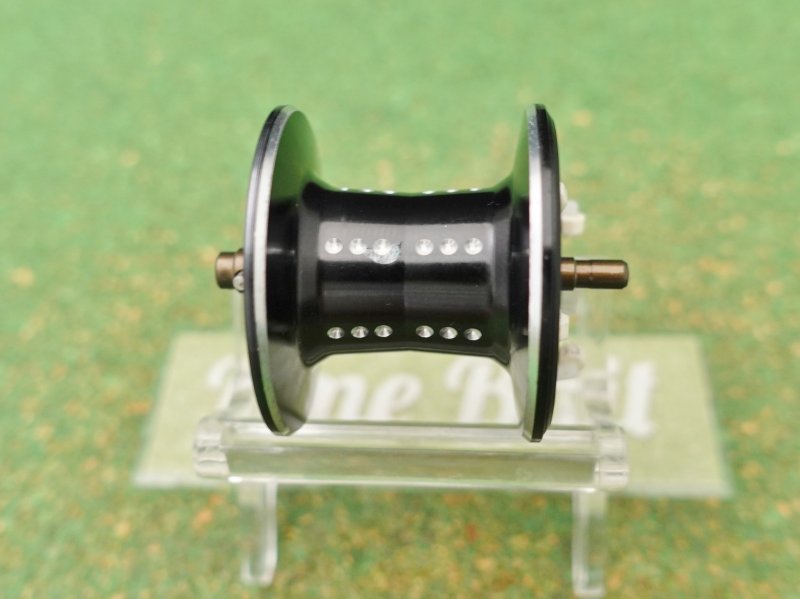 Photo1: Revo MGX  Spool [4829] (1)