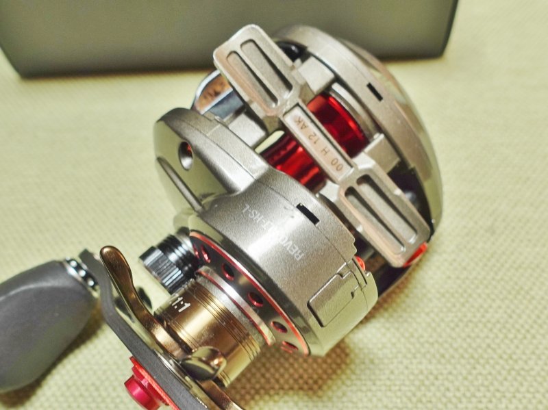 Photo12: Abu Garcia Revo ALT-L 7.1 [3965] (12)