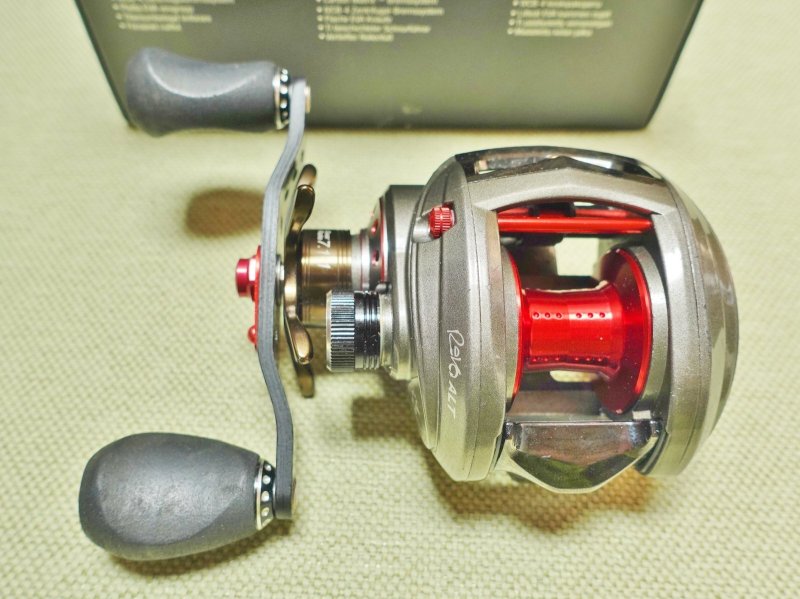 Photo1: Abu Garcia Revo ALT-L 7.1 [3965] (1)