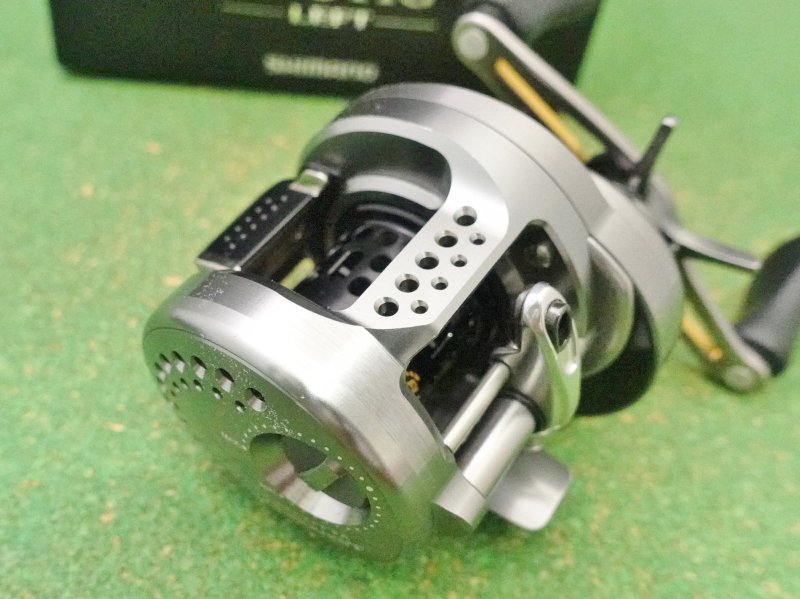 Photo7: Shimano 17 Calcutta Conquest BFS HG [5169] (7)