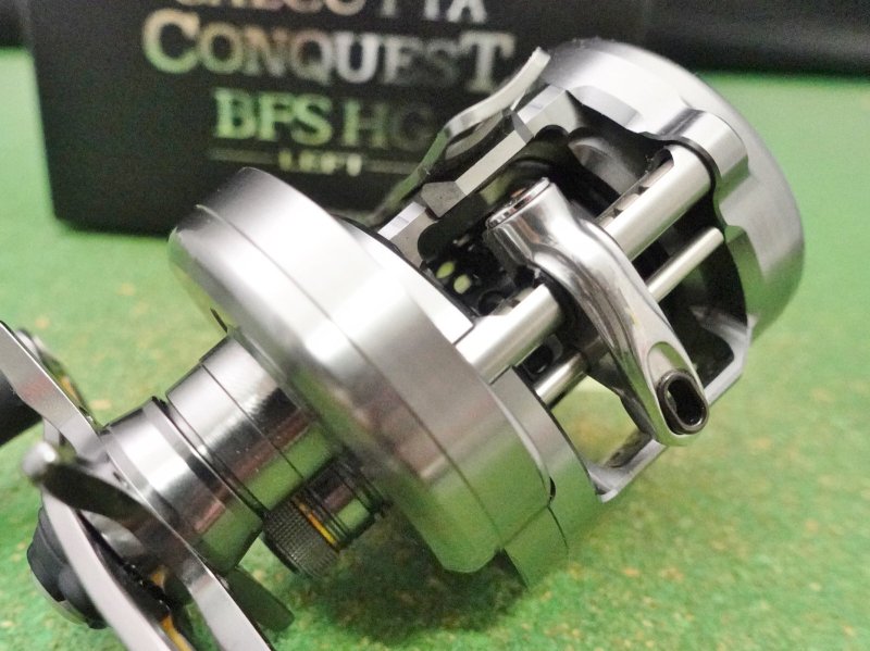 Photo12: Shimano 17 Calcutta Conquest BFS HG [5169] (12)