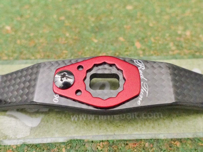 Photo2: Daiwa Red Tune Carbon Handle 90mm [5407] (2)