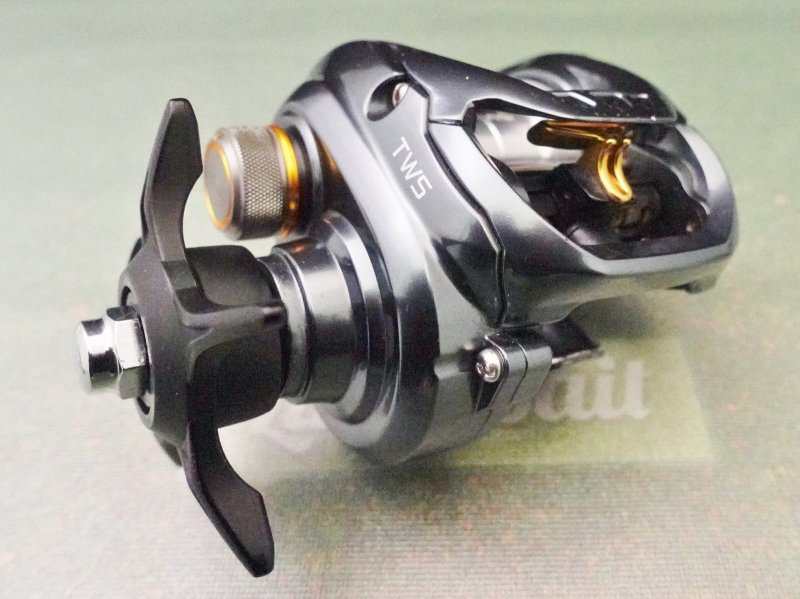 Photo4: Daiwa 17 Tatula SV TW  6.3R [5569] (4)