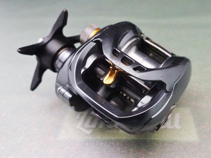 Photo5: Daiwa 17 Tatula SV TW  6.3R [5569] (5)