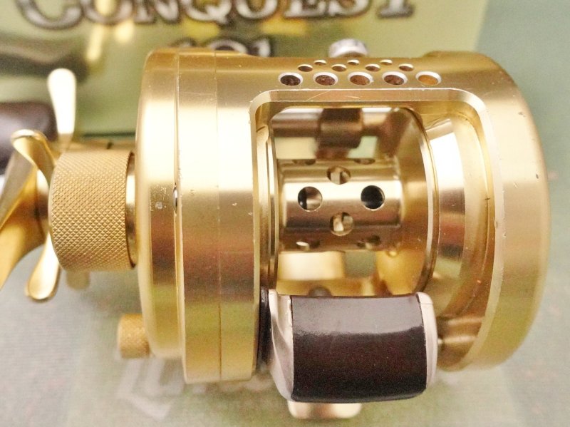 Photo2: Shimano 01 Calcutta Conquest 101 [5587] (2)