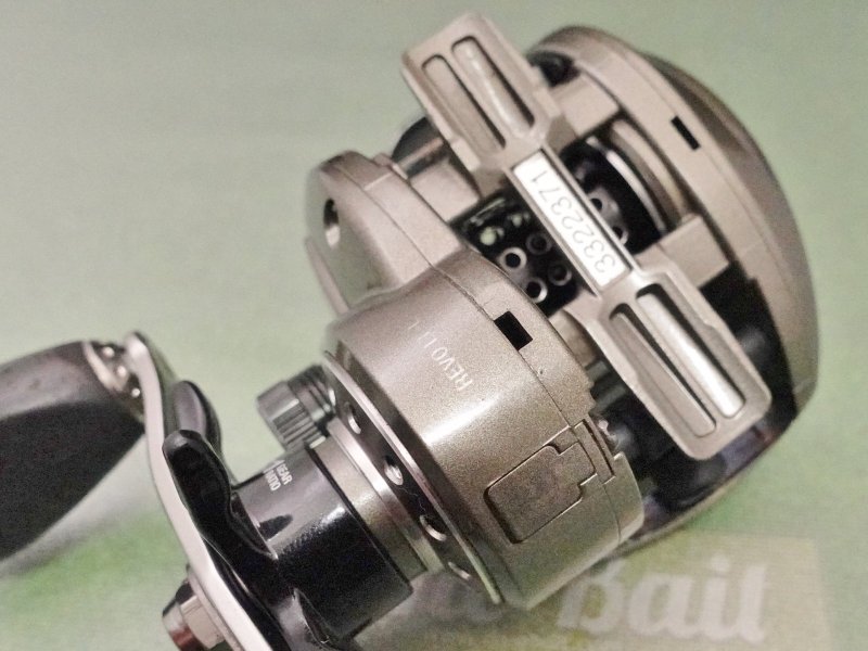 Photo11: Abu Garcia Revo LT 7.1L  [5628] (11)