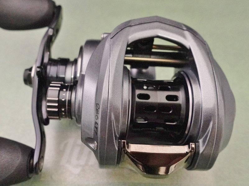 Photo2: Abu Garcia Revo LT7 L [5769] (2)