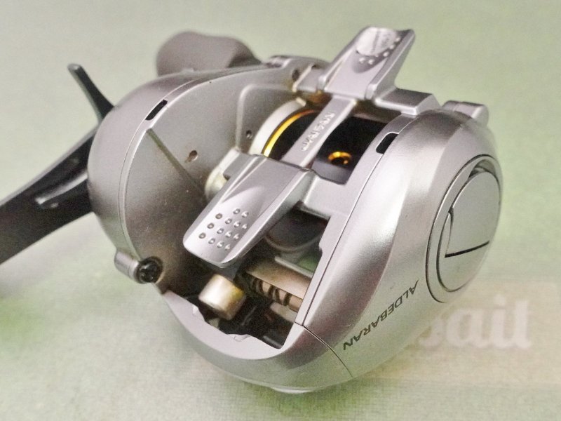 Photo10:  Shimano  09 Aldebaran Mg7  [5847] (10)