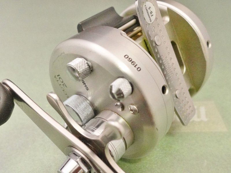Photo12: Shimano 05 Calcutta 201 [6024 ] (12)