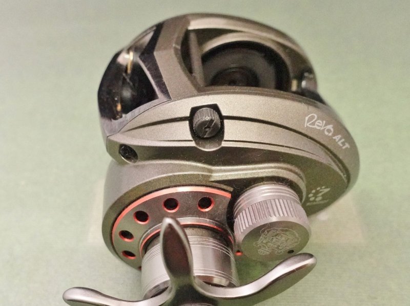 Photo3: Abu Garcia Revo ALT 7.1L [6046] (3)