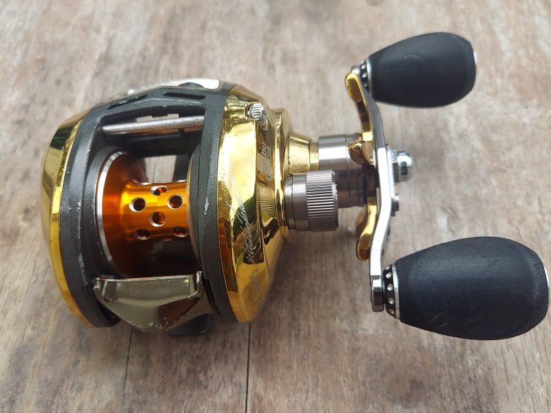 Photo1: Abu Garcia Revo Elite Akatsuki [5250] (1)